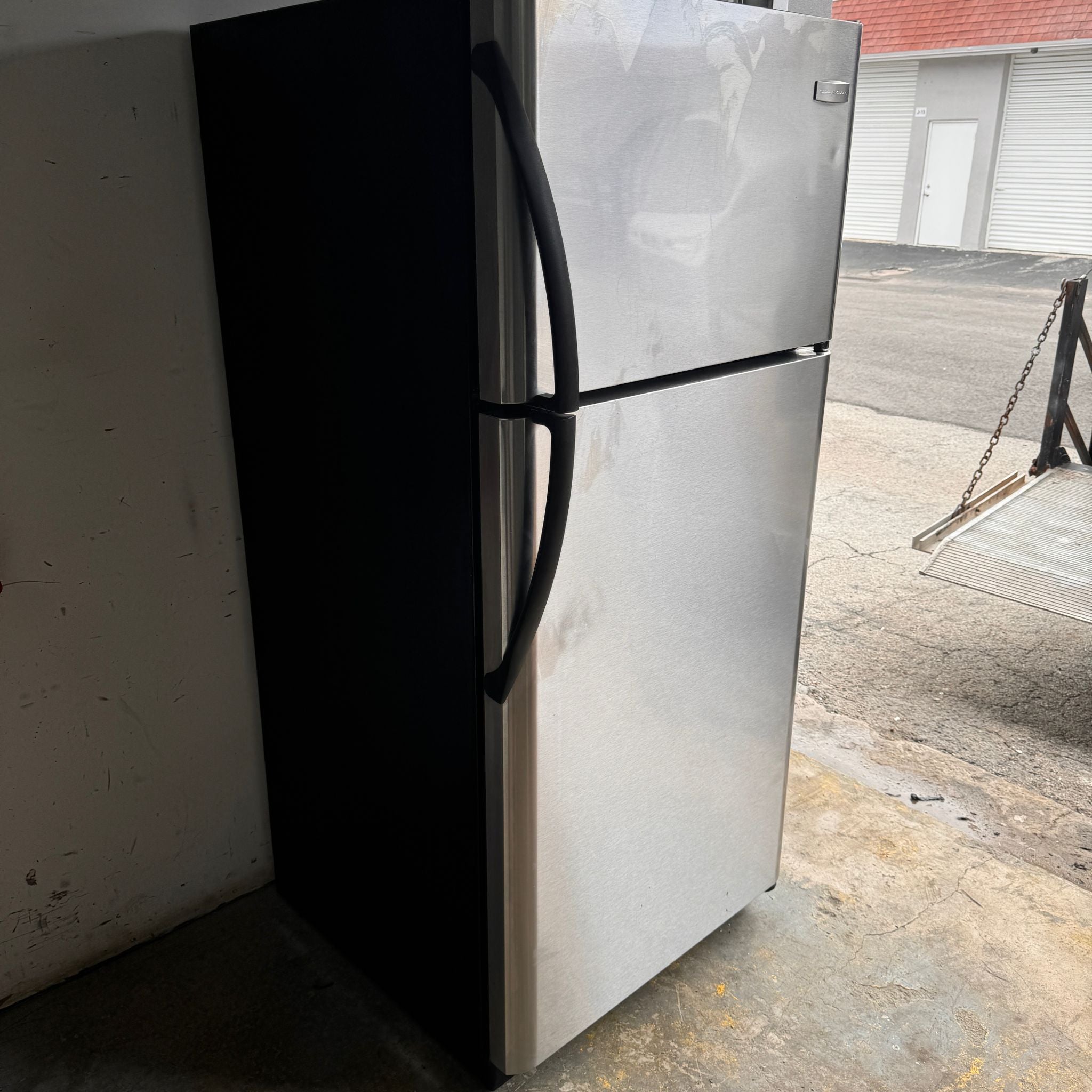 Frigidaire Stainless Steel Top and Bottom Refrigerator Frigidaire Stainless Steel Top and Bottom Refrigerator